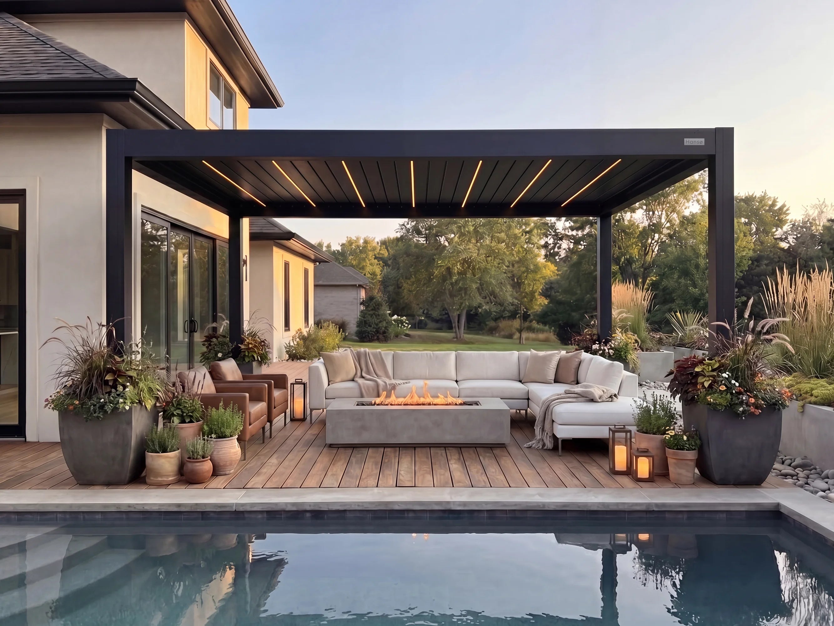 Hansø Apex Pergola