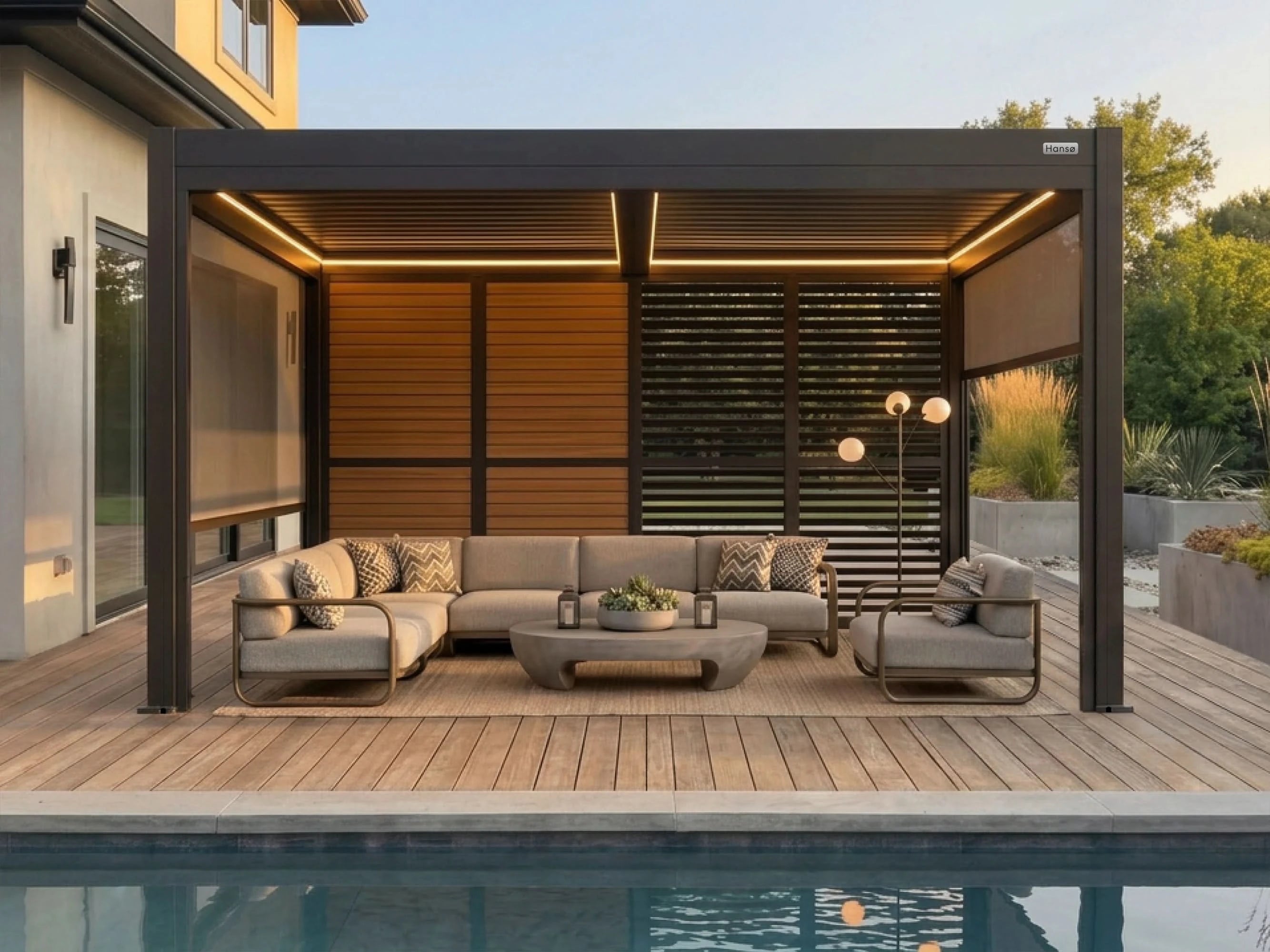 Hansø Horizon Smart Pergola